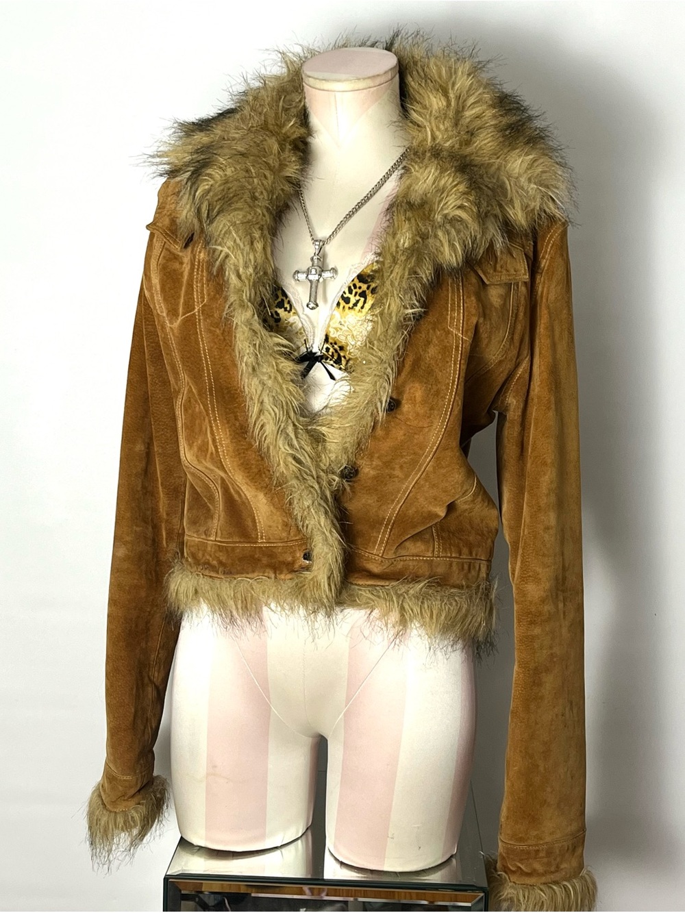 Cropped Faux-Fur Trim Teddy Jacket in Tan